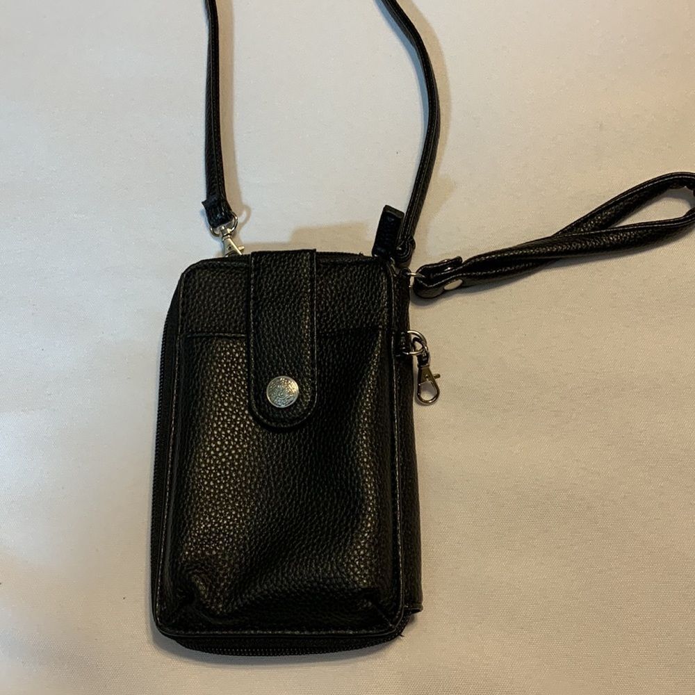 Black Crossbody/Wristlet.  Great small bag to take shopping